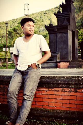 hidup adalah pilihan harus pandai,pandai bersukur aja