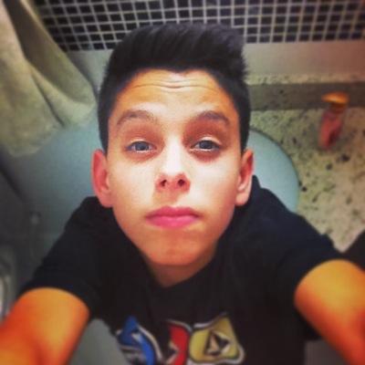 me segue ae whatsapp : 981451832 facebook : joao Araújo