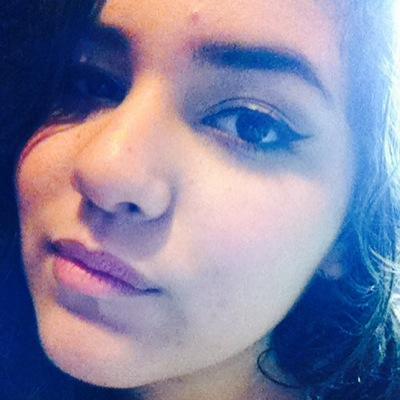 i love makeup i am 15 years old and i love pointlesblog , marcus butler , dan howell , joe sugg,  ricky dillon ect ....