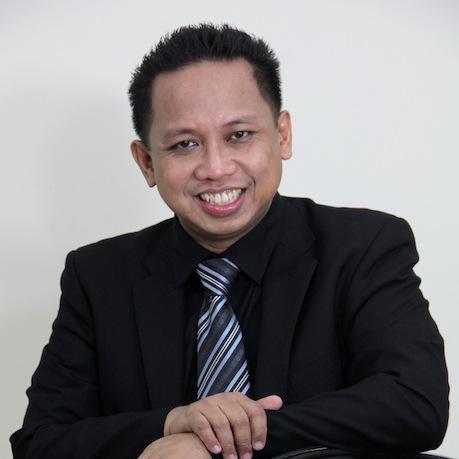 The Most Wanted Coach & Trainer of NLP, Persuasion & Covert Hypnosis. | Pemrograman Pikiran | Hypno-Copywriter | SnakeBoard-er | CEO Sinergy Lintas Batas.