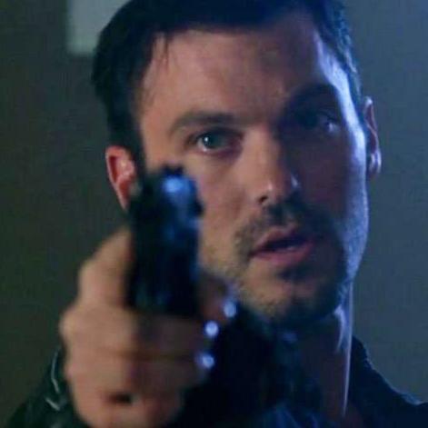 He died, John. He died for you. We all die for you. Keeping @MetalsNocturne safe in my arms // {SV RP 21+} #TSCC AU #BPRP