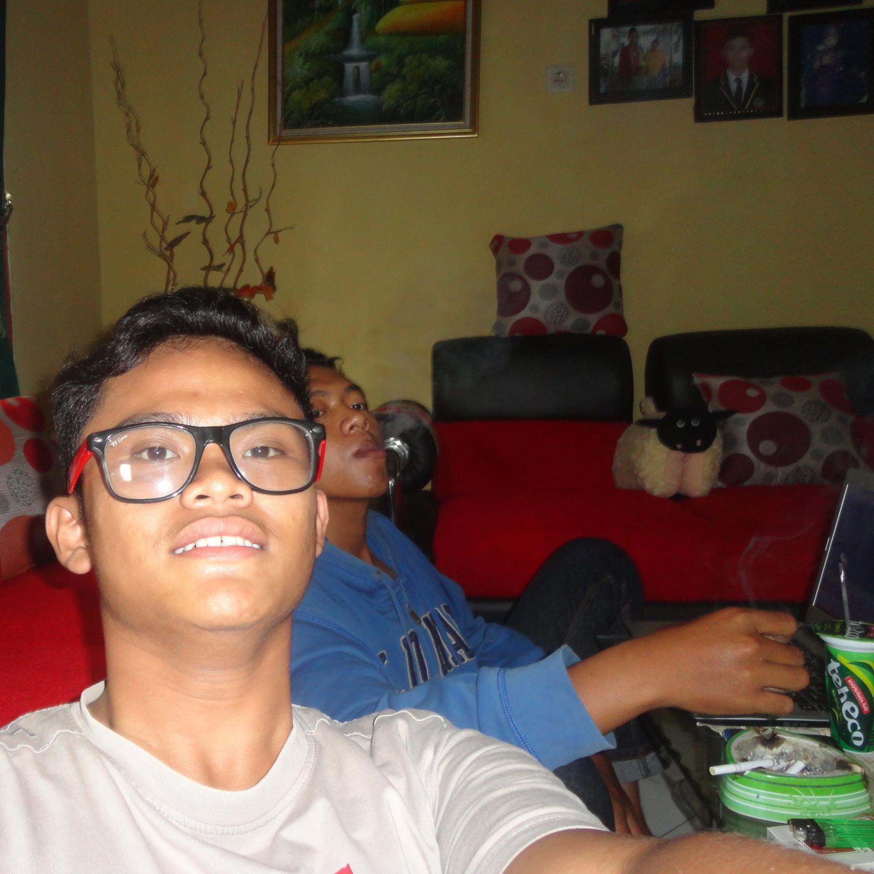 I'm gamer | bday 20 may 1996