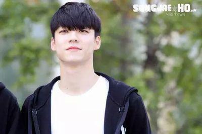 ♡•Irene mi Todo te amo•♡                                                                  •Chorong mi hija ¿jaja•
