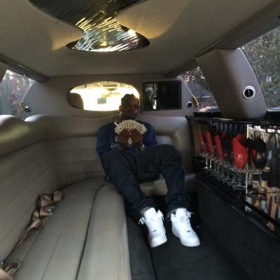 interruptionent's profile picture. 