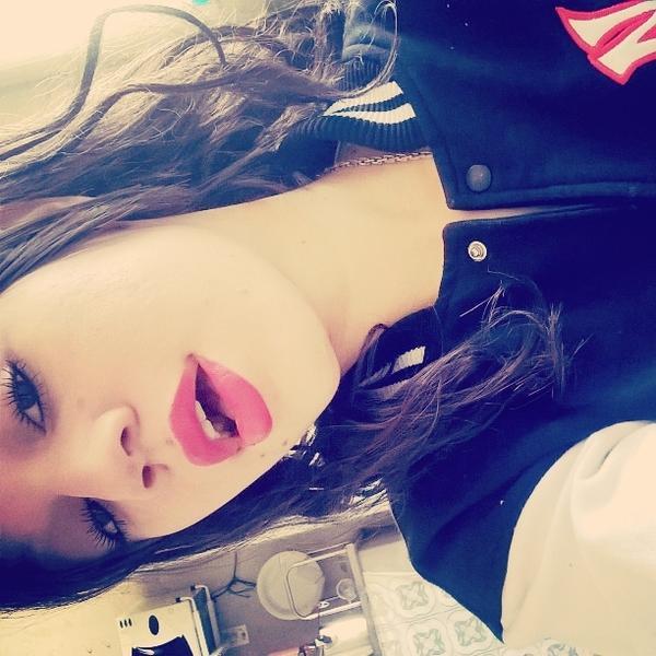 *Game, Skate, Livros, Anime, Rock, Musica, Dança, Nutella, Fini Stub, Animais, Deus*