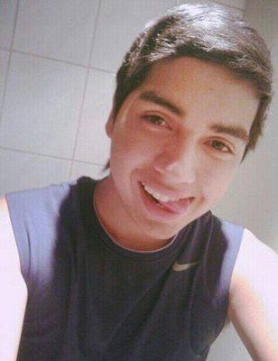 Alejate olvidame sera mejor...quiero borrar tu recuerdo antes que salga el sol FP/ por mas sonrisas que oculten la tristeza