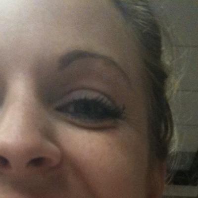 melaniebou01's profile picture. Mère et omnipraticienne, pour un régime de santé publique fort et contre la loi 10 et 20