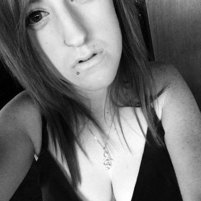 We accept the love we think we deserve

Instagram : Emmaajay_x