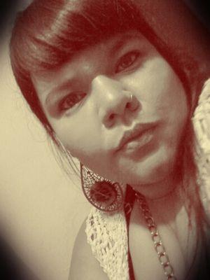 maruuovelar's profile picture. Licenciatura en musica ♥ A la carga mi rock and roll