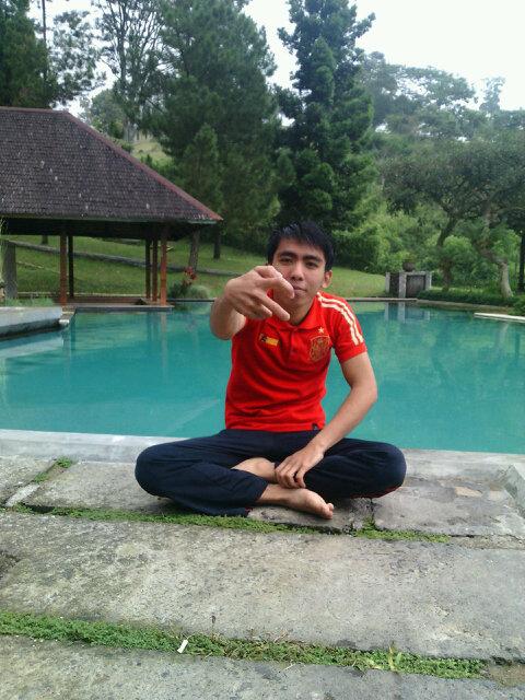 yudiisthira's profile picture. Berani bertindak berani tangung jawab