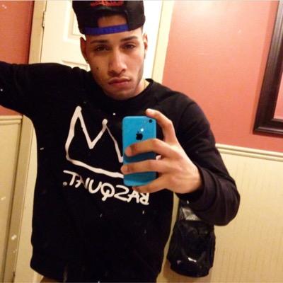 #FollowBack
New to twitter