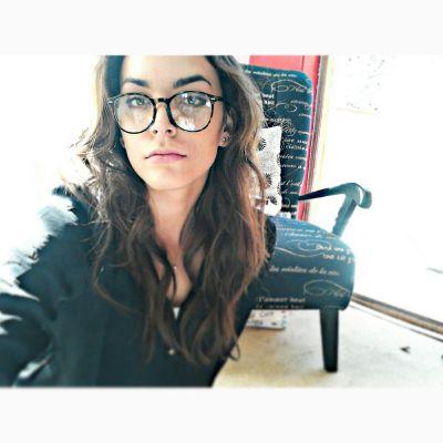 Instagram @imaansalie_
Snapchat @imaan5_salie                                 Cape Town, South Africa