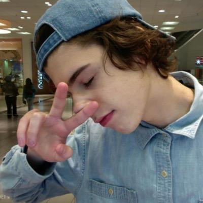 baelessgrecia's profile picture. free follow from @drugfulhes✨