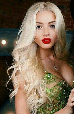 Daughter of @PunkRockThor and Sif.Thrüd is the goddess of the heath, of willows, of trees, flowers and the grass. (18+single rp Mc)