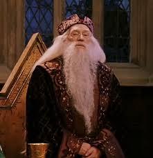 Dumbledoreworld's profile picture. En los sueños encontramos un mundo enteramente nuestro. Director del Colegio Hogwarts de Magia y Hechicería. Draco Dormiens Nunquam Titillandus.