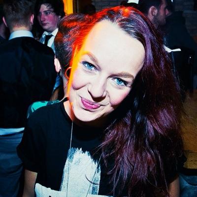 lilliandekker's profile picture. Feestcafe shooters, hotel management