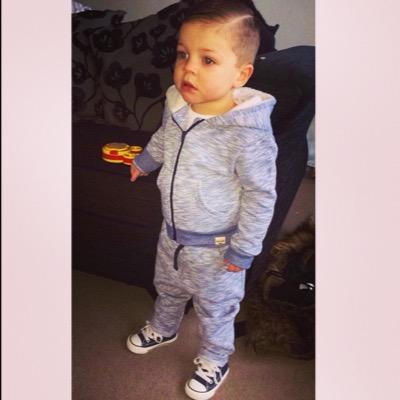 AmiRuffell's profile picture. 