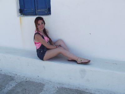 Veintiun añitos, estudiante de cuarto de enfermería y amante del baile. Si la vida te da la espalda, tócale el culo. CULÉ HASTA LA MUERTE.Instagram→ Noeliiuss.