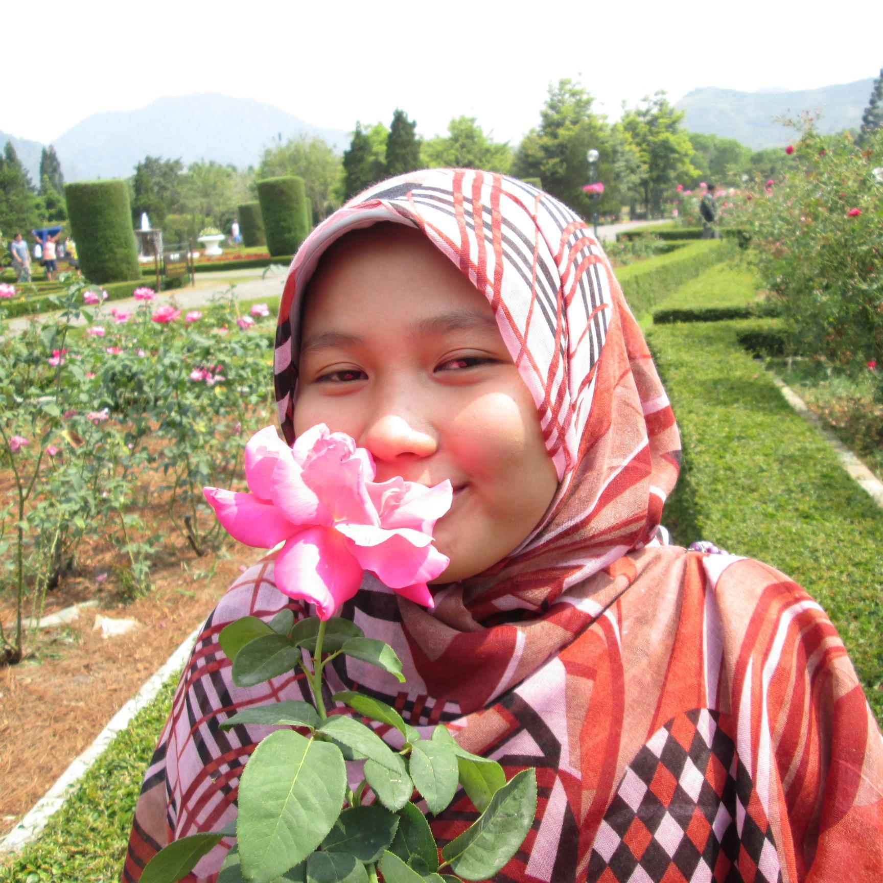Accounting, Love accounting krn pak widibyo dosennya :), #Kirbian #twihard. Pencari tuhan (ALLAH)