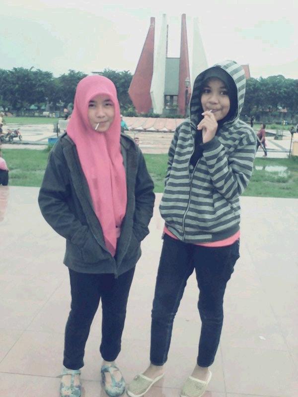 ♡Allah SWT♡Rasulullah♡Mama♡Papa♡Mas Dandy♡Mas Bagus♡Adek Zacky♡Mega S.N [ MyBestFriend ]♡Semua :)