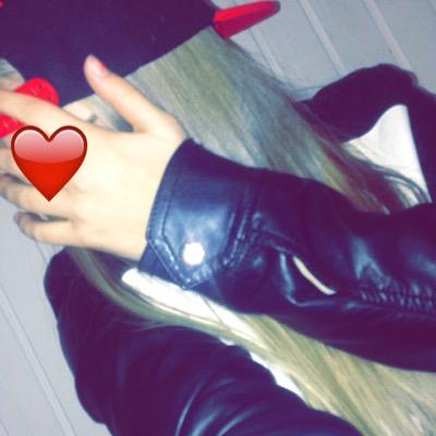 insta: dewyk_ • snap: ohhdewy
