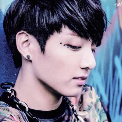 PLS GO FOLLOW MY OTHER ACCOUNT @btsloverxoxo
I FOLLOW BACK FROM THAT ACCOUNT