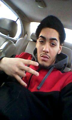 ploplo280's profile picture. 