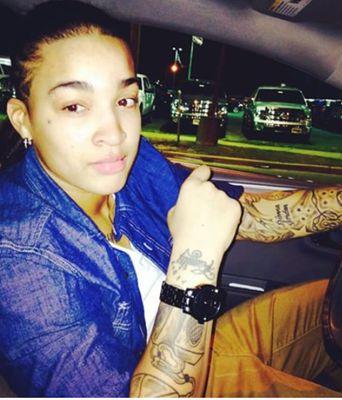 confident_iskey's profile picture. follow my tweets new page girl only