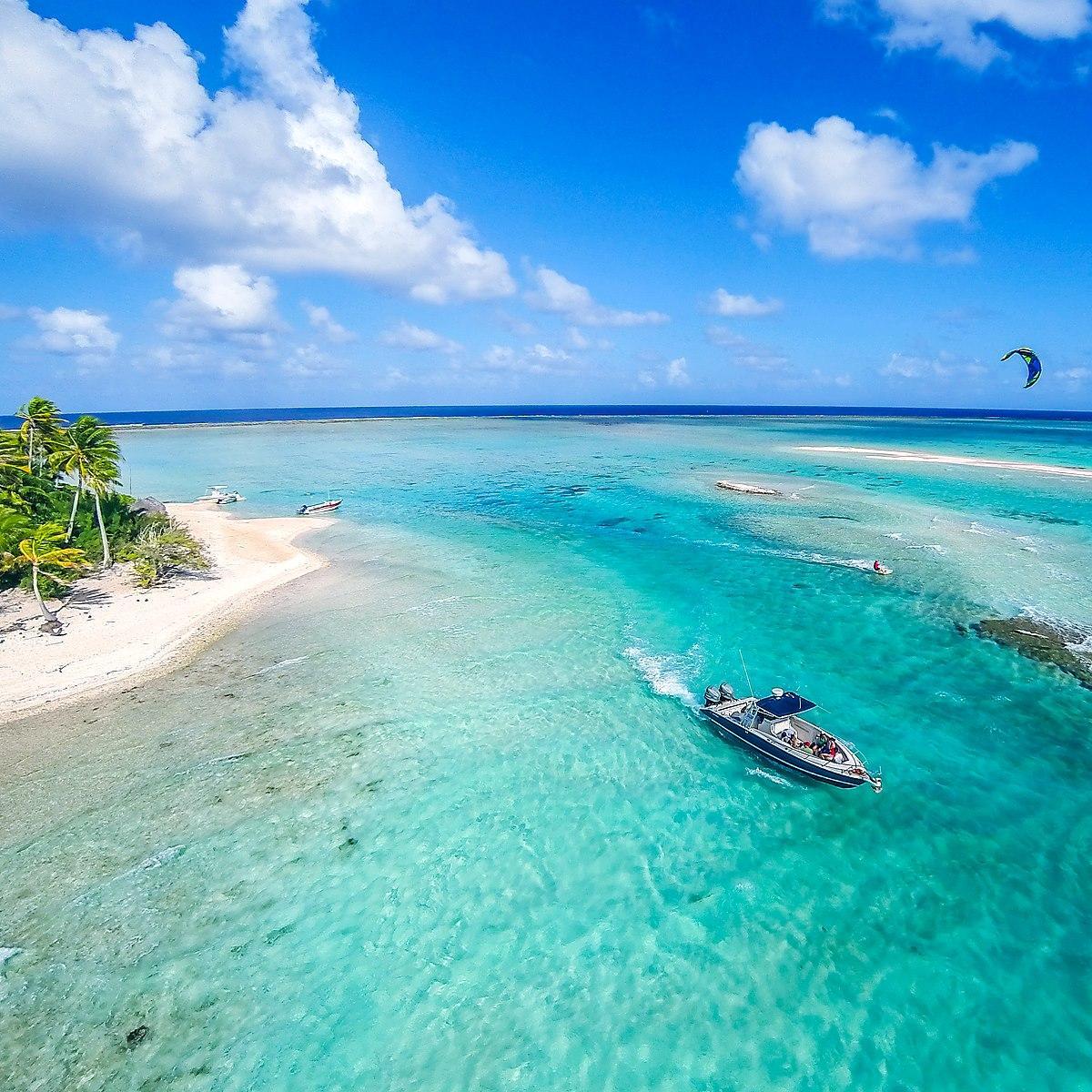 Private island resort for luxury seeking adventurers.  Tikehau Atoll north of Tahiti. Artisan bungalows, gourmet cuisine, watersports, natural beauty