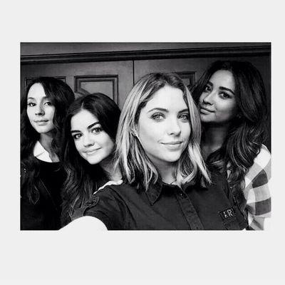 Jeśli chcesz tt pack z obsadą Pretty Little Liars - napisz :)))   Konto założone 170215