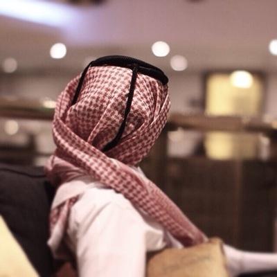 من يهتم بِك ، إجعل قلبك وطناً له♡