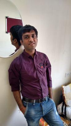 DHEERAJ DHEERENDRA TIWARI BORn AT AGRA ON 12-12-1991
and have done my ELECTRONICS & COMMUNICATION ENGNEEERING FROM ITM GWALIOR.............!!!