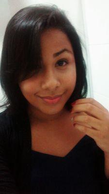 Unespiana, sendo uma bióloga ❤ , leitora assídua e filha de um grande Rei. 18 years .Blessed