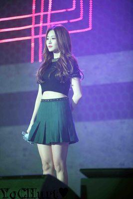 GIRLS DAY Kim Ah-Young (김아영) born November 6,1992
