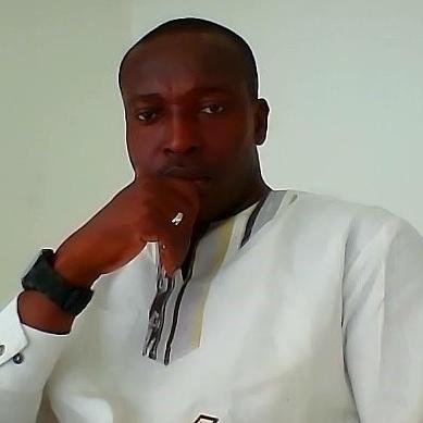 Public speaker, life coach
Social net worker. Social media influencer. Business entrepreneur and consultant.
