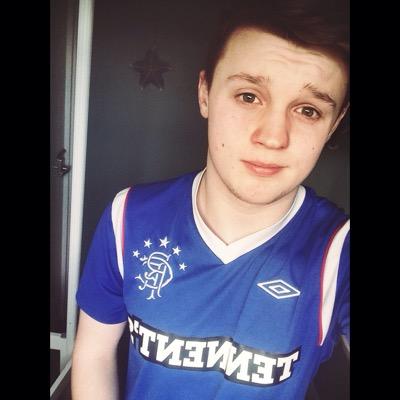 snapchat - declancrooks :)