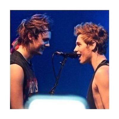 narryylolol's profile picture. everyone needs a liam payne in their life