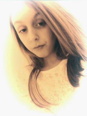 a smile is the best make up a girl could wear