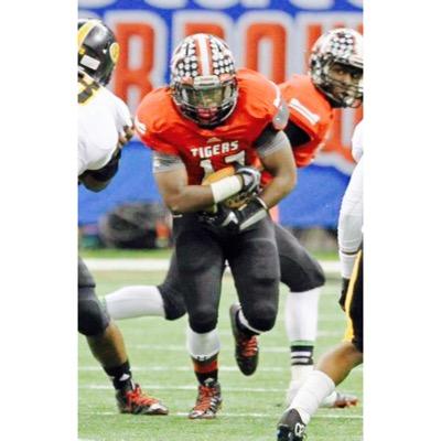snapchat: superstar-23 instagram: kentrell_maxie17 check out the highlights http://t.co/WloUfn5qmG