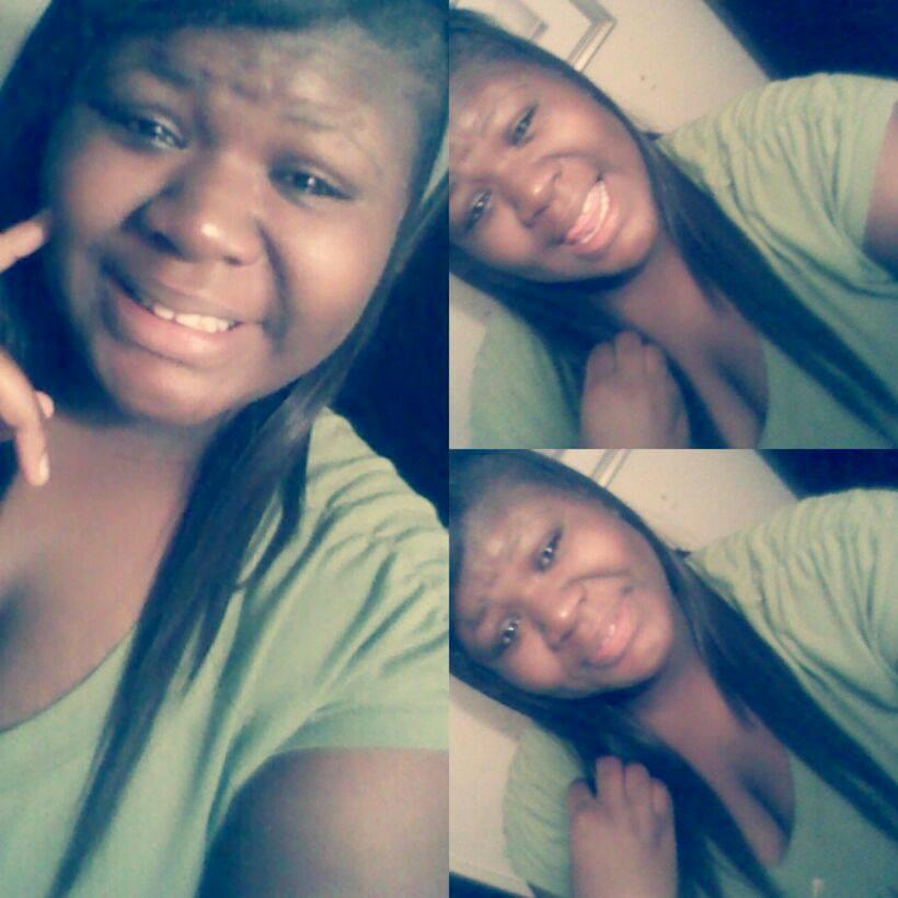 CHS ; #ClassOf2016 : #Aries ; band G e e k . Clarinet ! Darkskinnsss are everything . . ( : Snapchat : A.ballout98 . follow me , i follow back