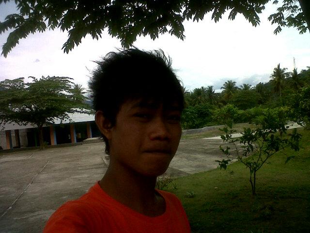 Follow twitter gue yaach