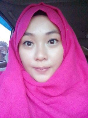 Maryanabila's profile picture. Univ.Indonesia_Tekhnik IT , Founder of  @hijabersummi Cibubur , motivator#hijab