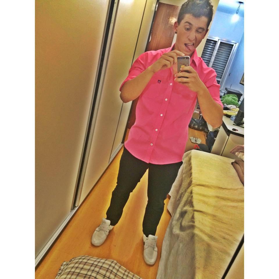 Solta o som e acende a fogueira q hj eu to de bobeira ✌️