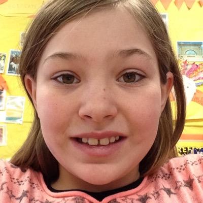 Im just a girl that wants to be noticed follow me for fun pics and cool tweets