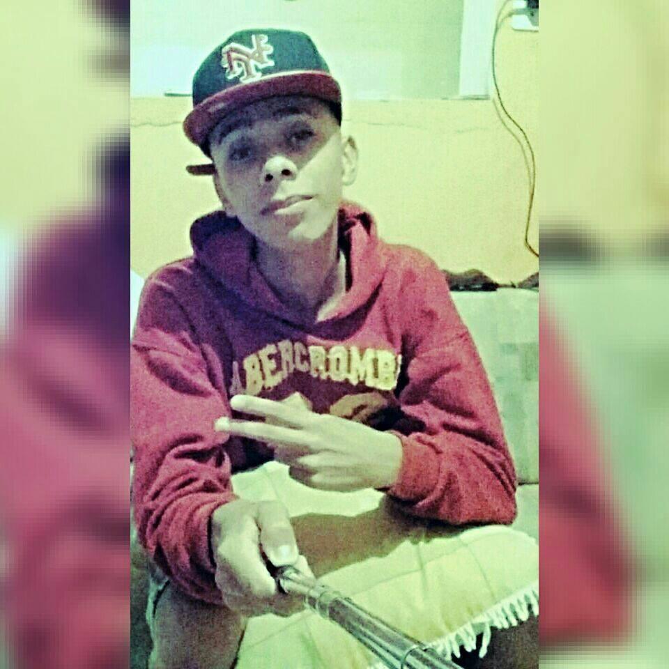 poxa_zoio's profile picture. Iluminada por Deus seja a minha quebrada (8 Wpp (11) 96410-6621