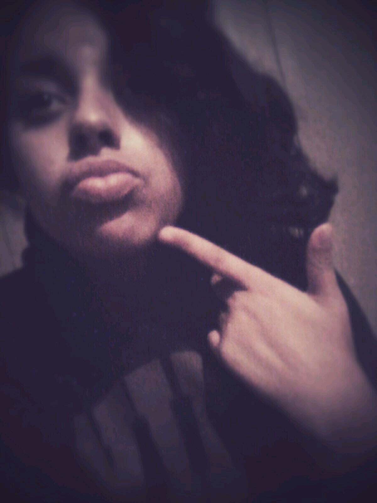 ewellyn122's profile picture. jonathan