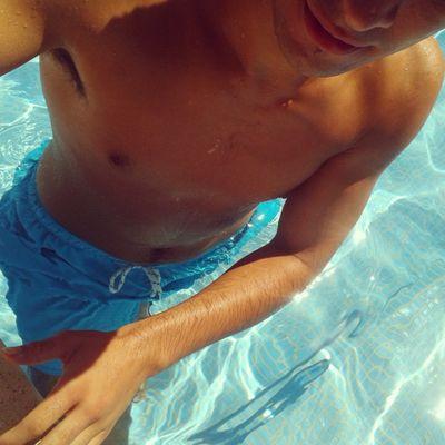 Y dicen que por muy corto que sea el camino, quien pisa fuerte, deja huella.
 http://t.co/yDFyXHzwMq