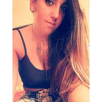 Soñadora, dance lover, loca, directa y abierta a nuevas experiencias! El lema de mi vida: Lo que sucede, conviene! /
Hamers ♥Perdidos en la tribu-ciudad!