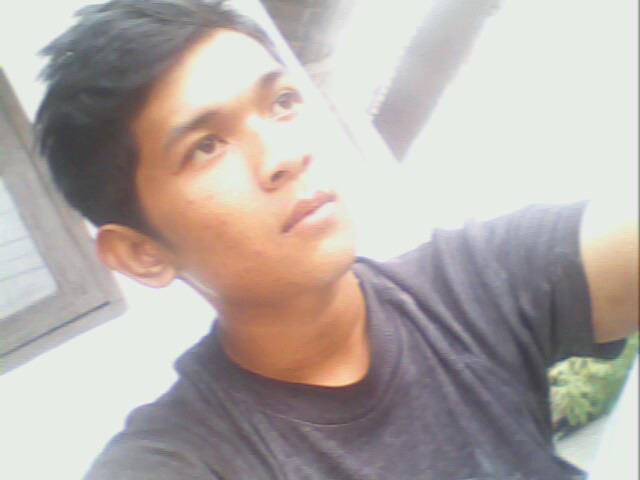 XikheyAwanr14's profile picture. 