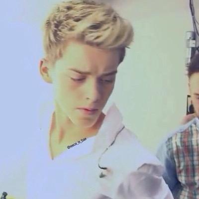 BaeReece's profile picture. Reece is my Bae not yours! not a new fan just a new account ive been here since the first time they did run! Access to 4/8 on my other accounts